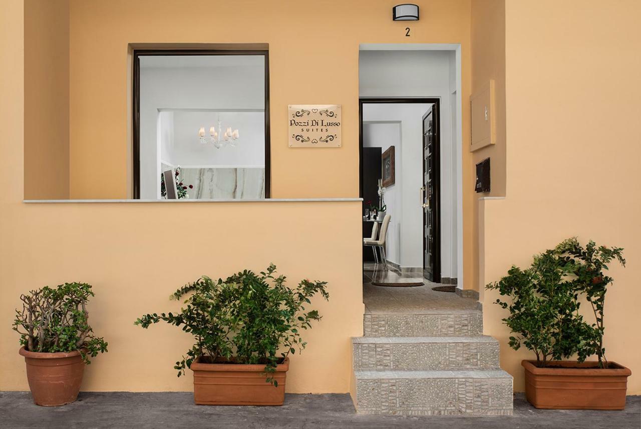 Pozzi Di Lusso Suites Chrissi Akti Chania Exterior foto